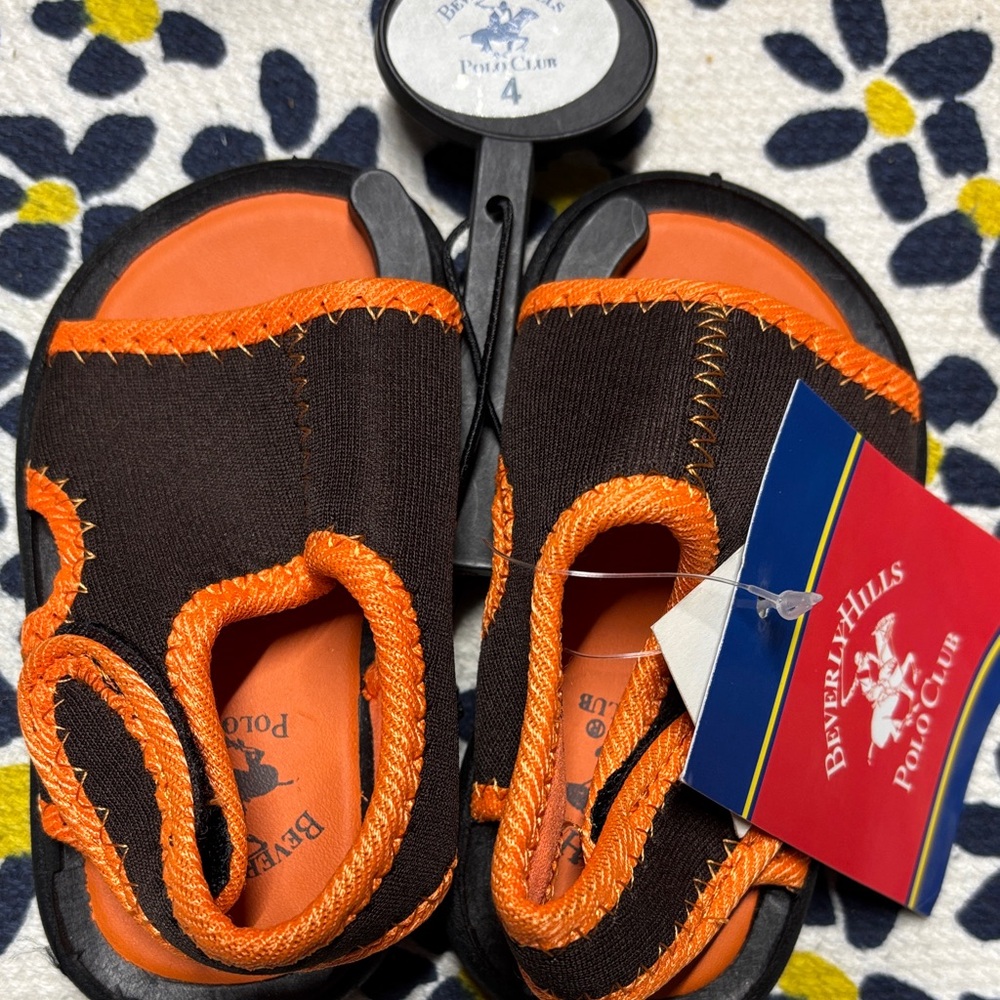 SIZE 4 kid polo club: Beverly Hills